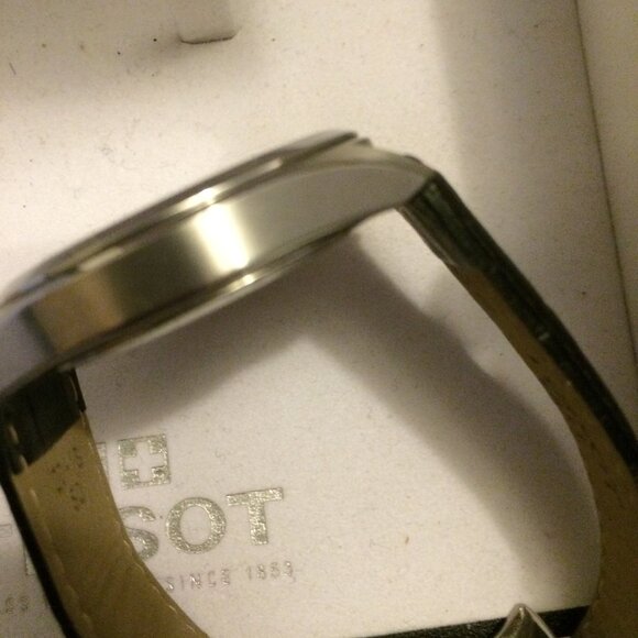 Tissot PR 100 Swiss made quartz watch for men new - Picture 4 of 13